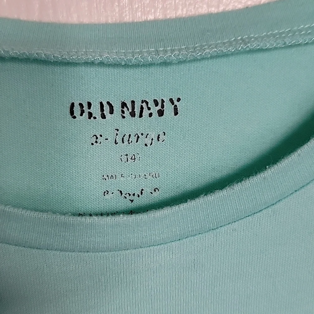 Old Navy, girls XL(14), mint green short sleeved shirt.